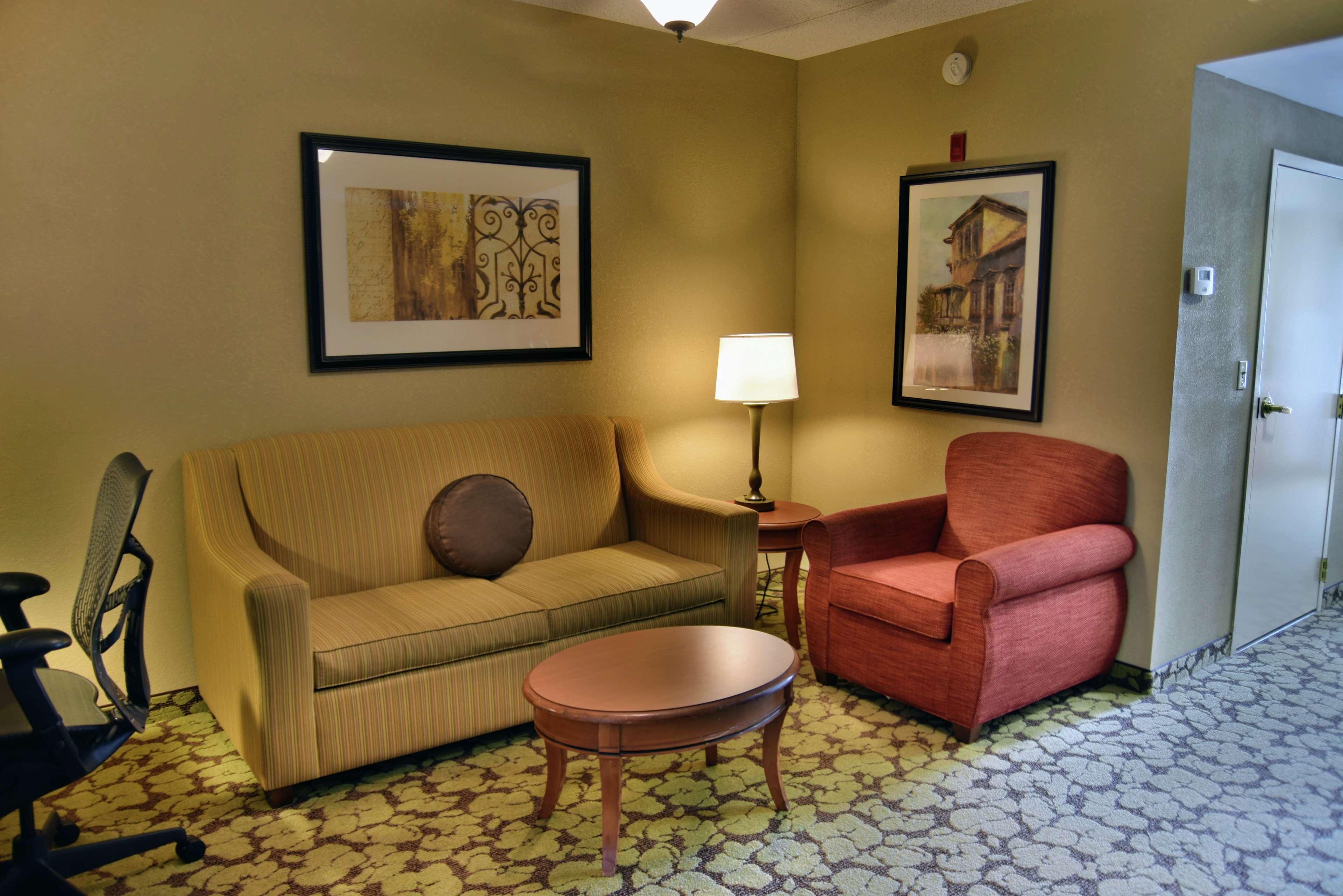 Hilton Garden Inn Hattiesburg Exteriör bild