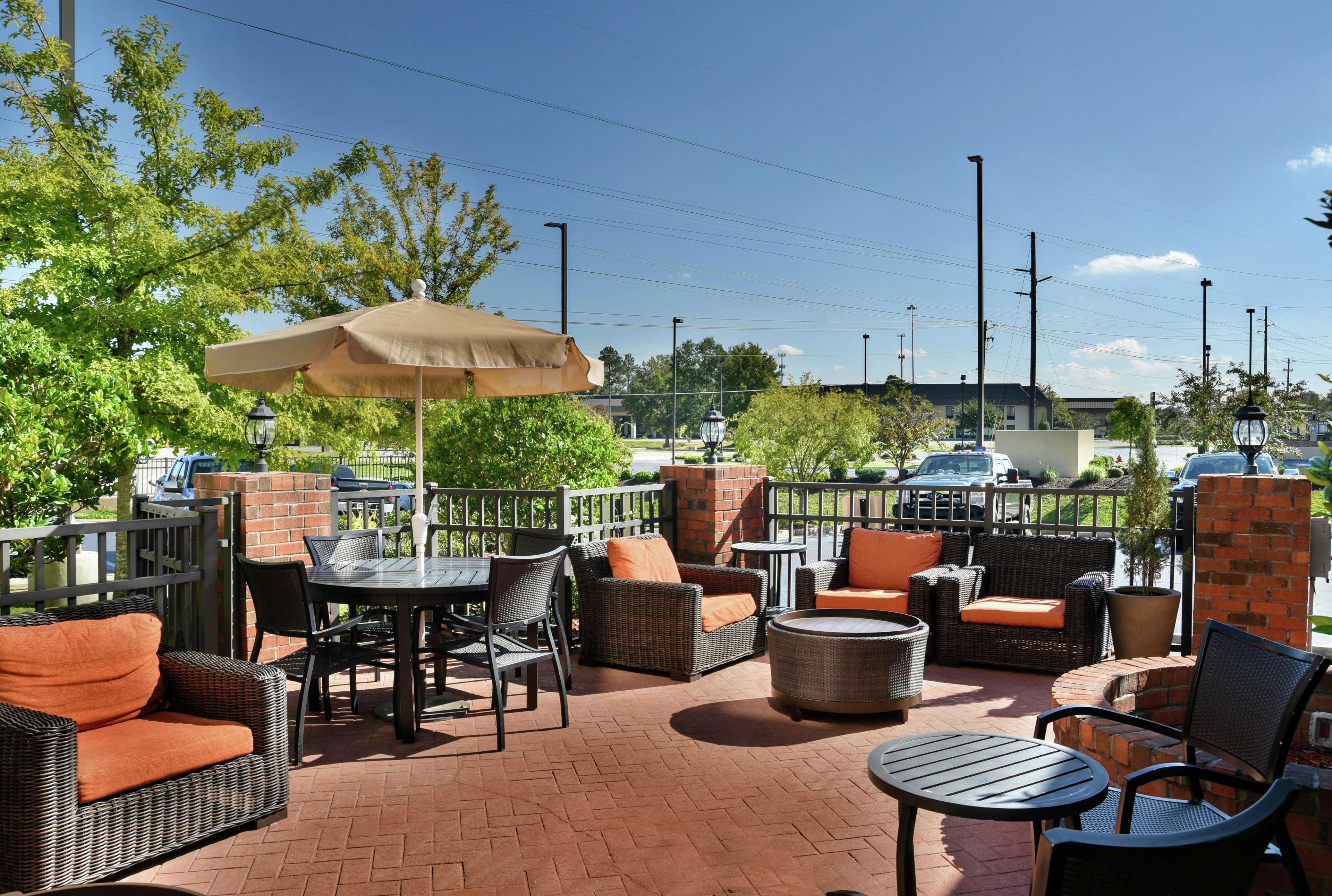 Hilton Garden Inn Hattiesburg Exteriör bild