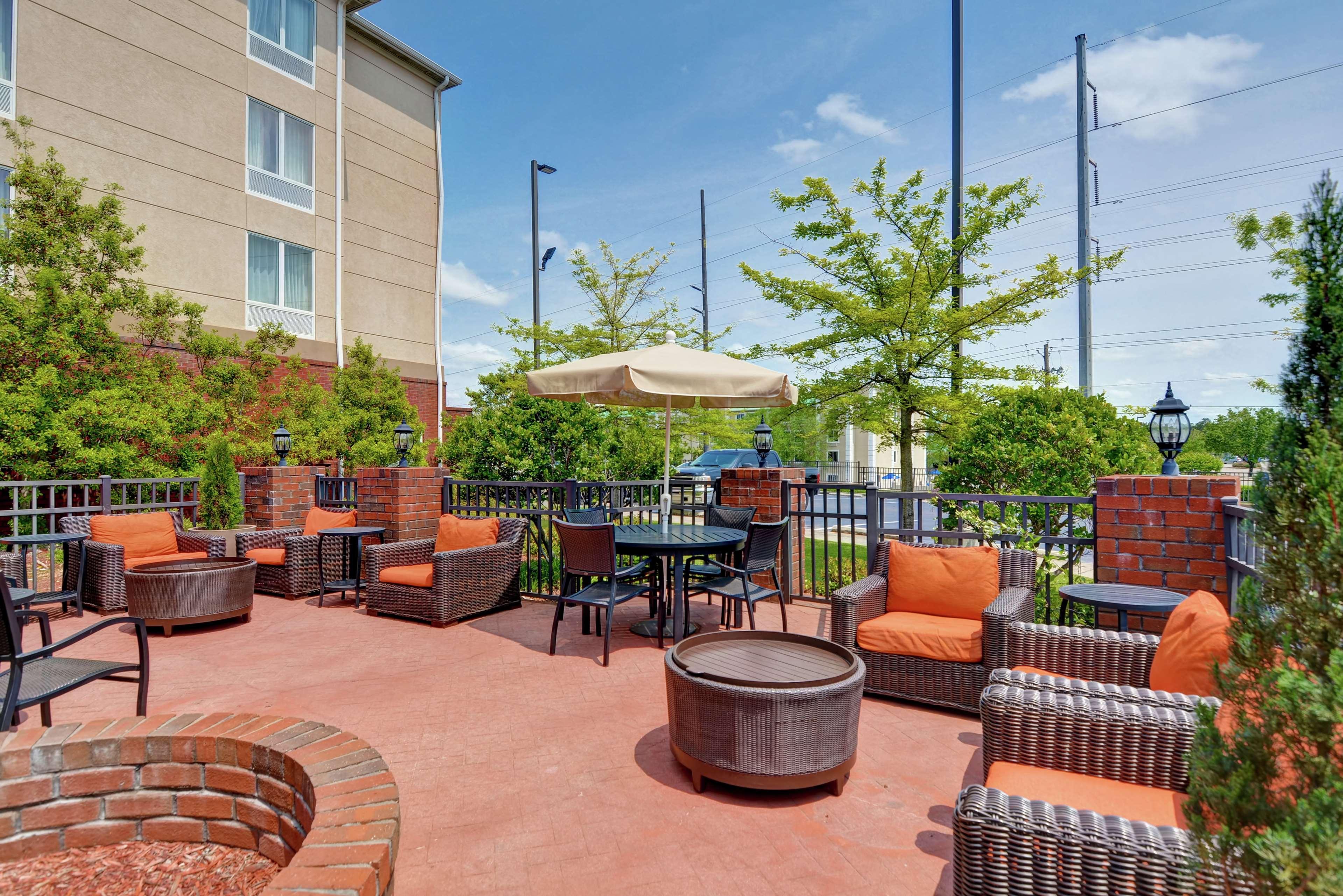 Hilton Garden Inn Hattiesburg Exteriör bild