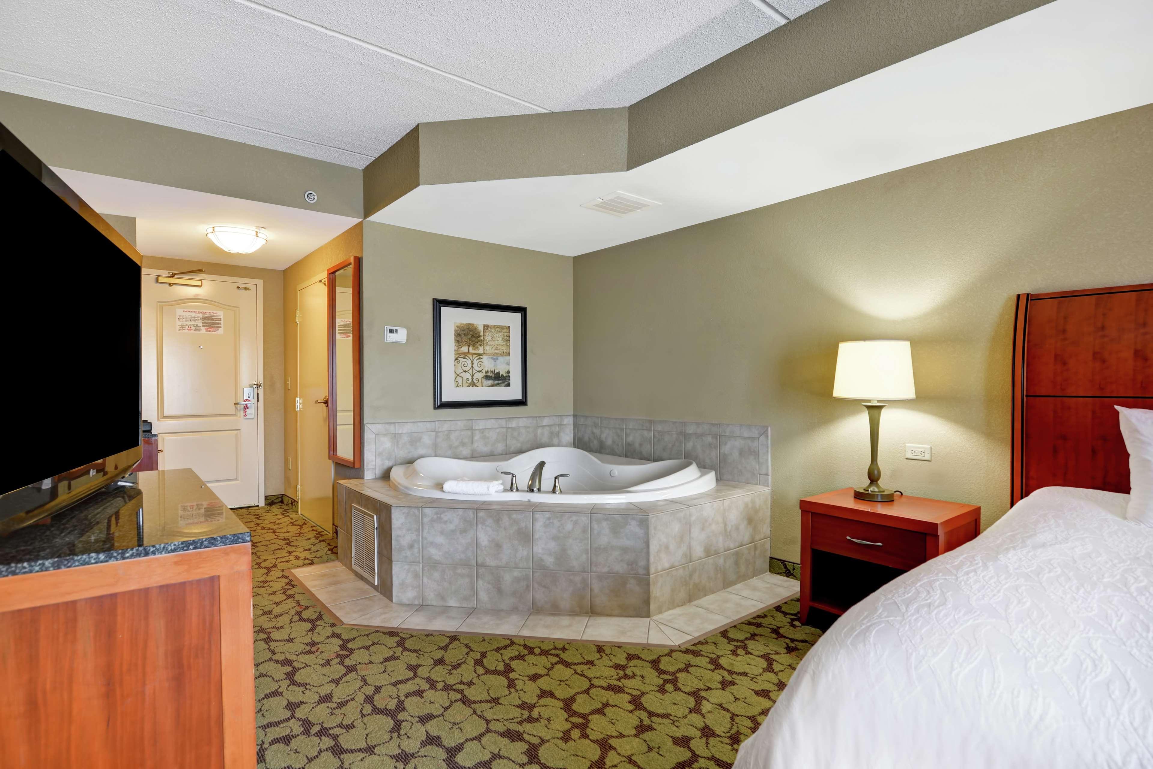 Hilton Garden Inn Hattiesburg Exteriör bild